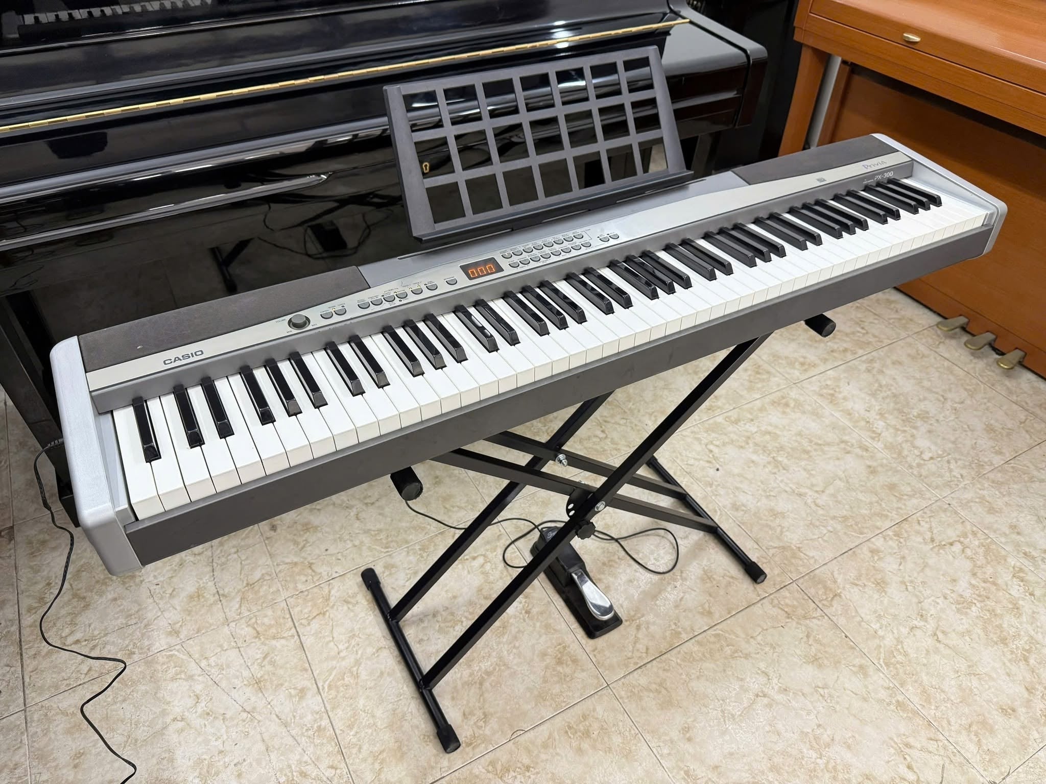 Đàn Piano Điện Casio PX300