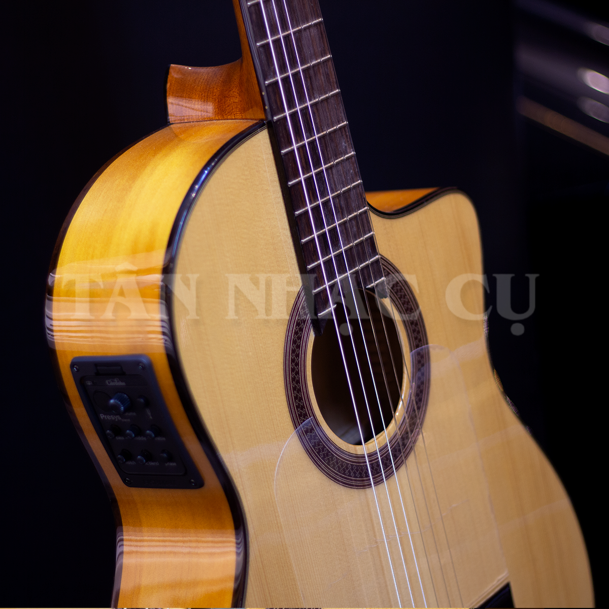 Đàn Guitar Classic Cordoba GK Studio