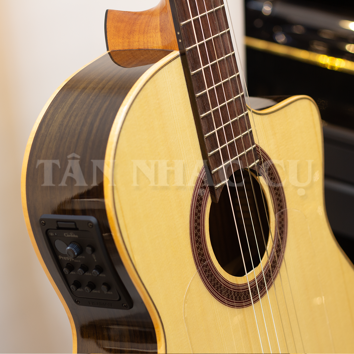 Đàn Guitar Classic Cordoba GK Studio Negra Flamenco