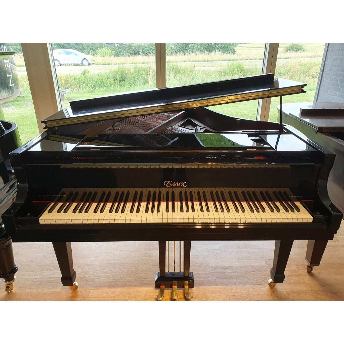 Đàn Grand Piano Essex EGP173C