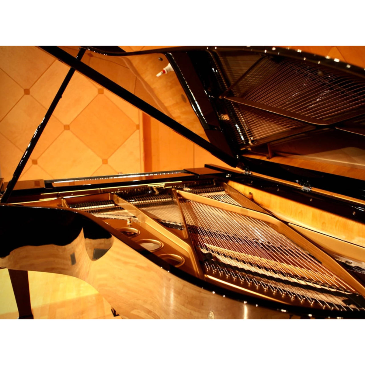 Đàn Grand Piano Ravenscroft Model 220