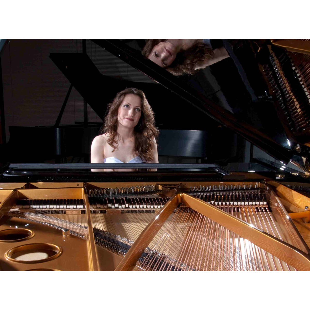 Đàn Grand Piano Ravenscroft Model 220