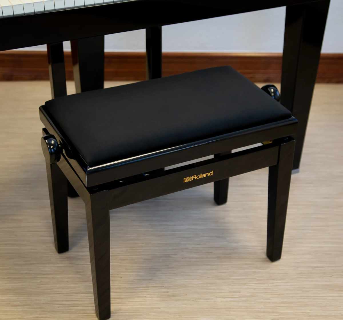 Đàn Grand Piano Roland GP-3, Polished Ebony