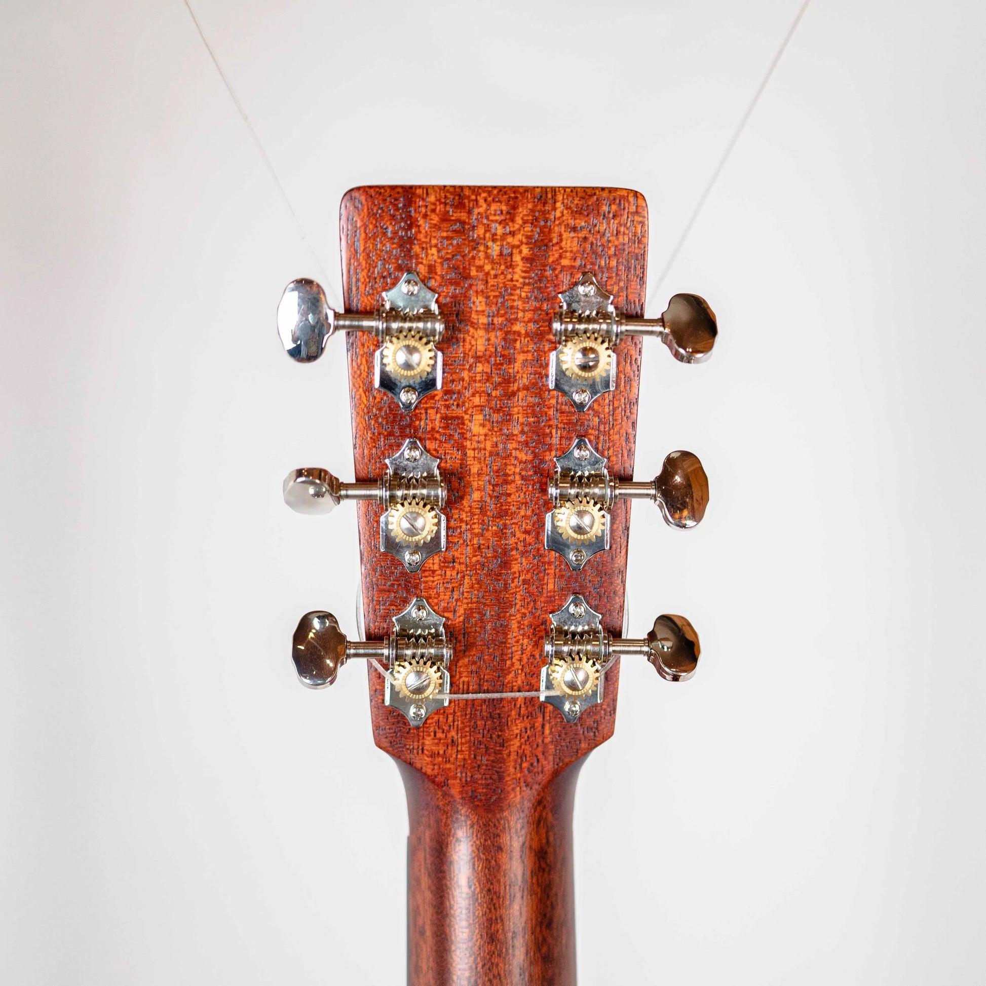 Đàn Guitar Acoustic Eastman Traditional Series E1OM, Classic - Tân Nhạc Cụ