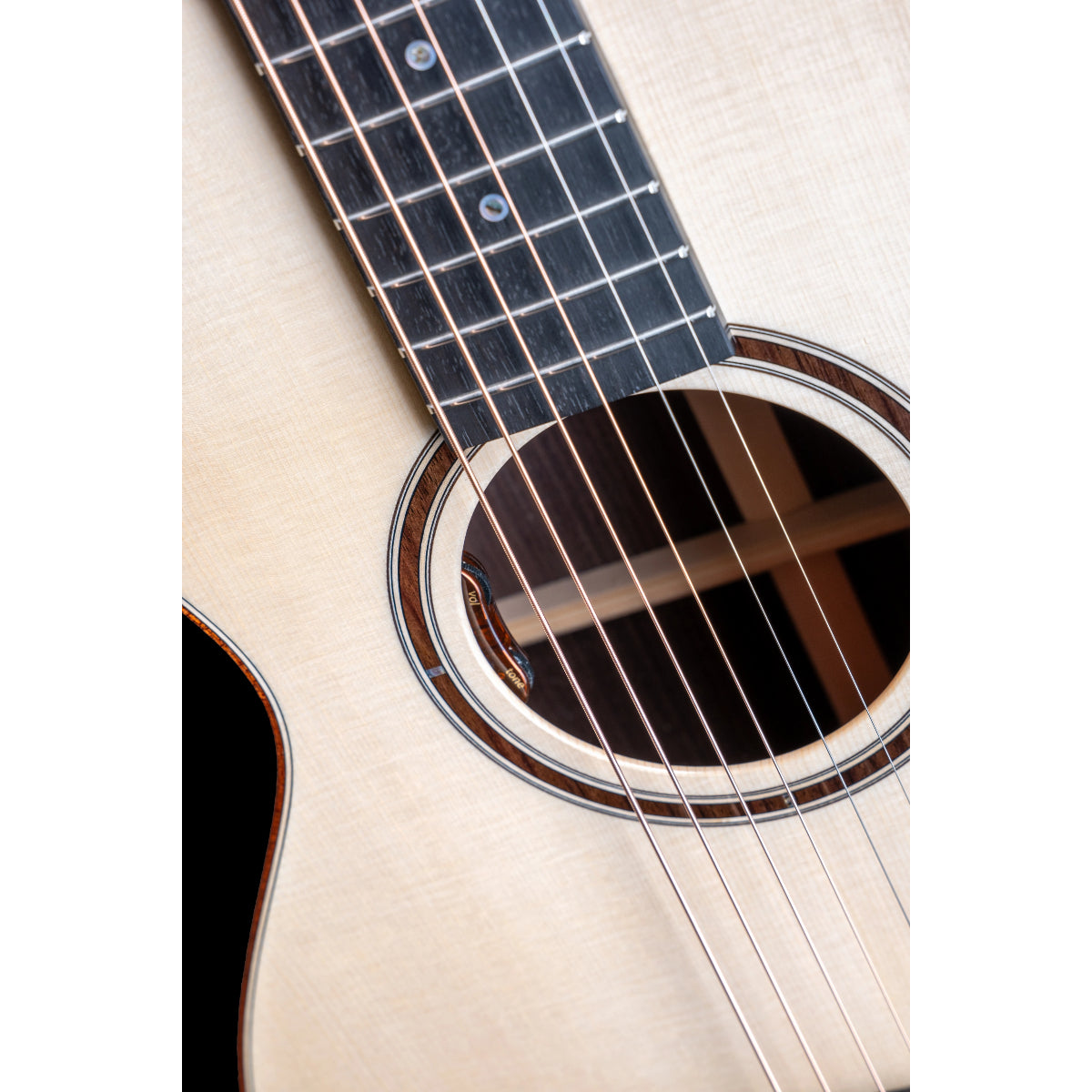 Đàn Guitar Acoustic Lakewood C31 P Natural