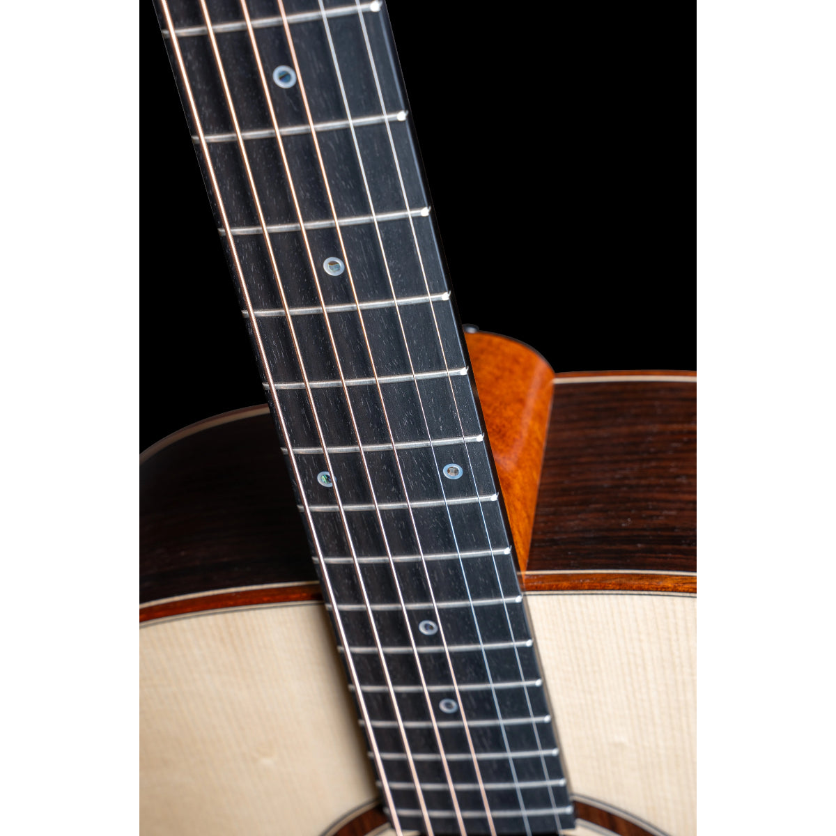 Đàn Guitar Acoustic Lakewood J31 P Natural