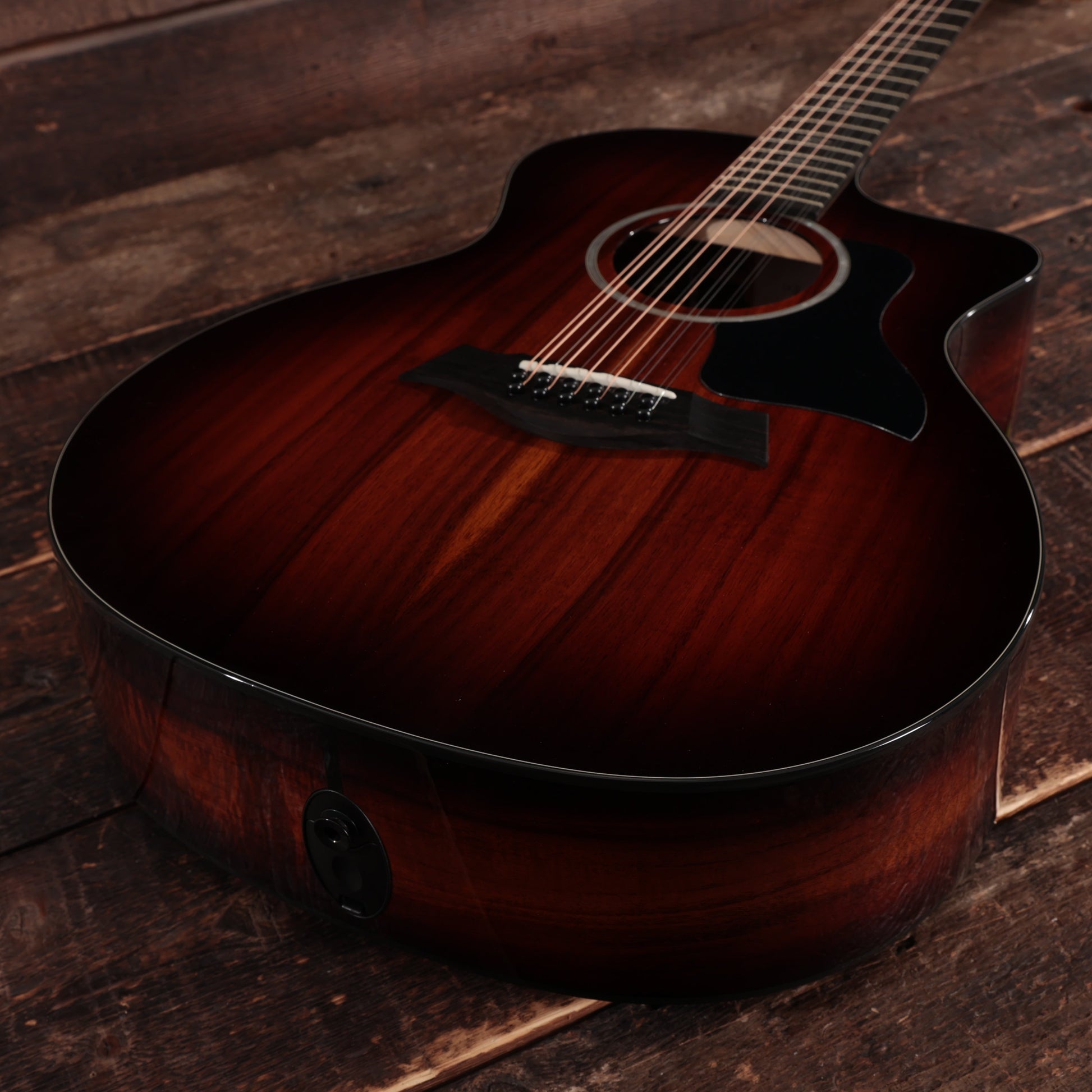 Đàn Guitar Acoustic Taylor 264ce-K DLX