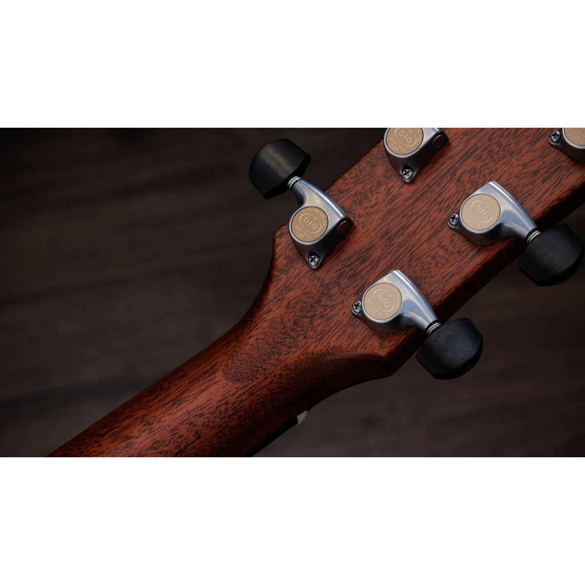 Đàn Guitar Acoustic Taylor Gold Label 814e,Natural