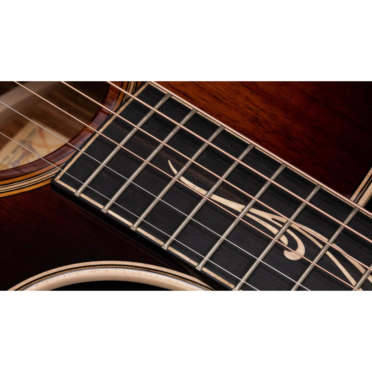 Đàn Guitar Acoustic Taylor K22ce