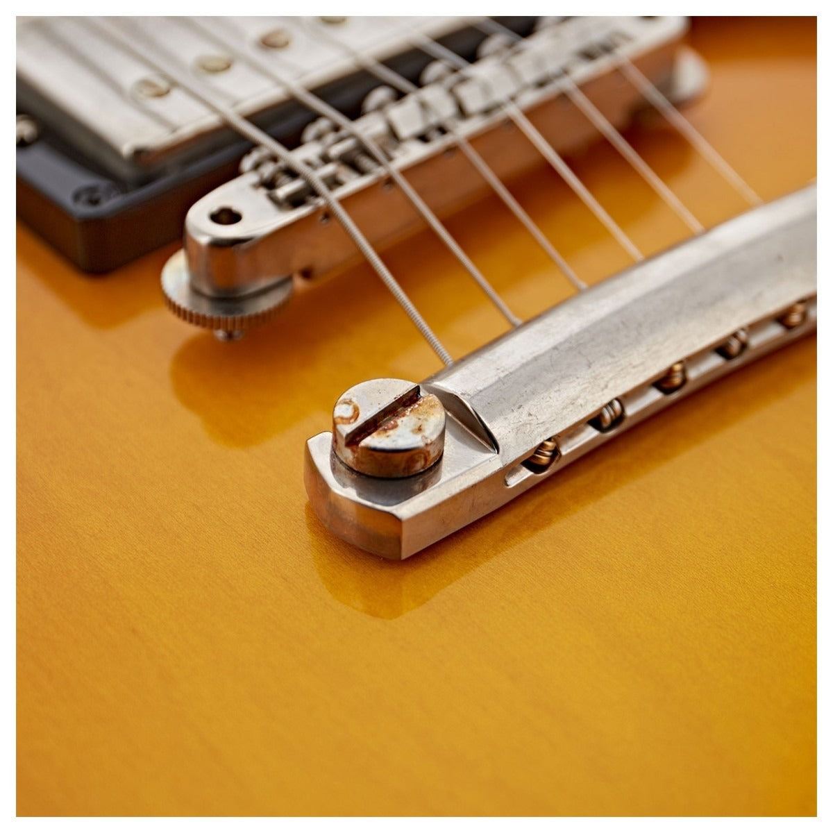 Đàn Guitar Điện Gibson Custom 1961 ES335 Reissue, VOS, Vintage Burst