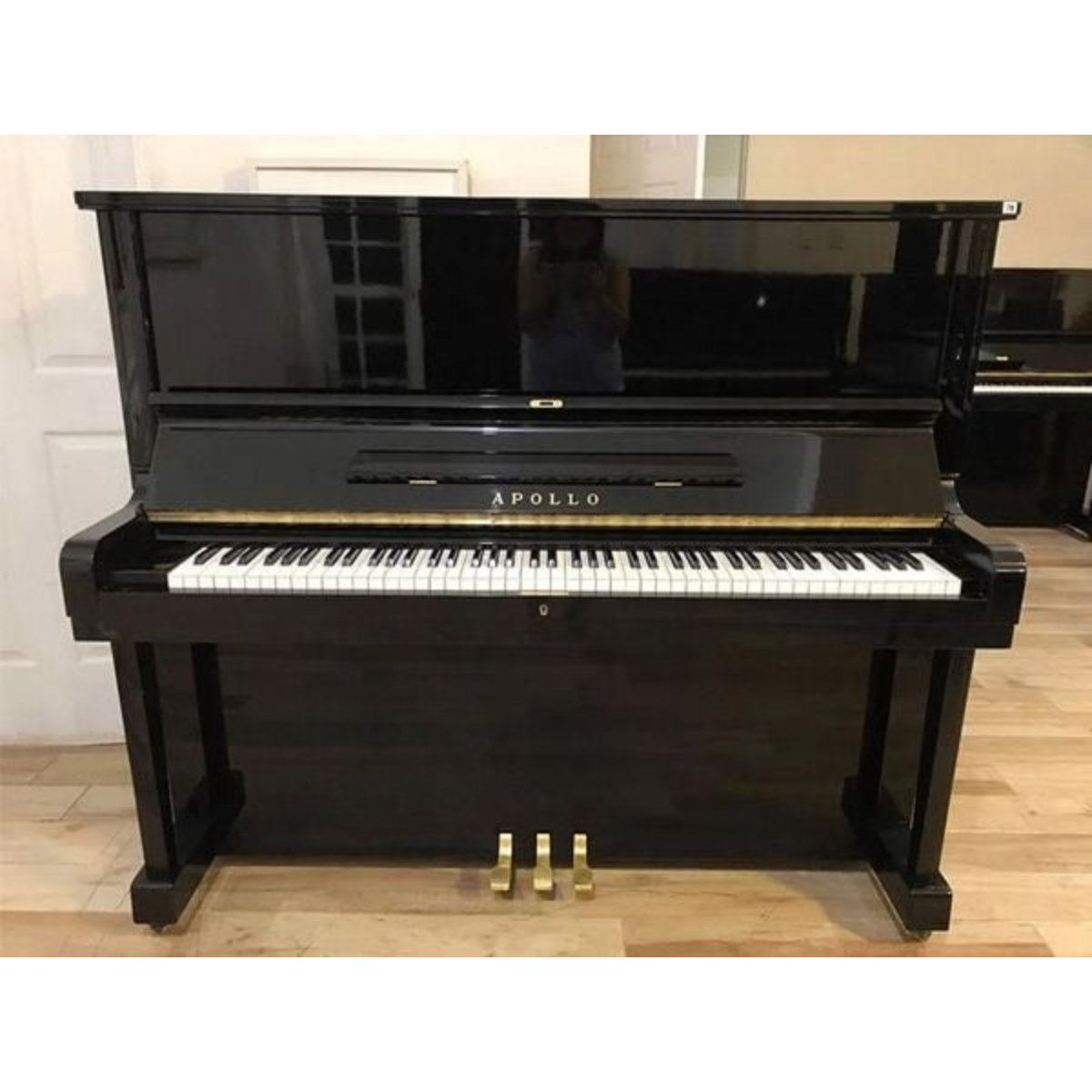 Đàn Piano Cơ Upright Apollo A8
