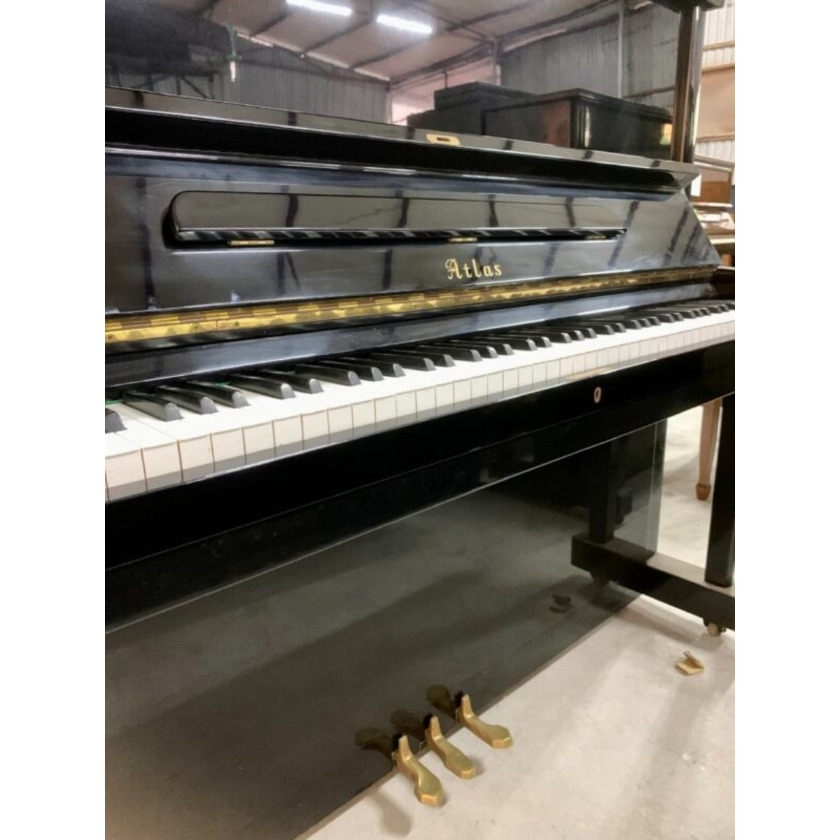 Đàn Piano Cơ Upright Atlas A35H