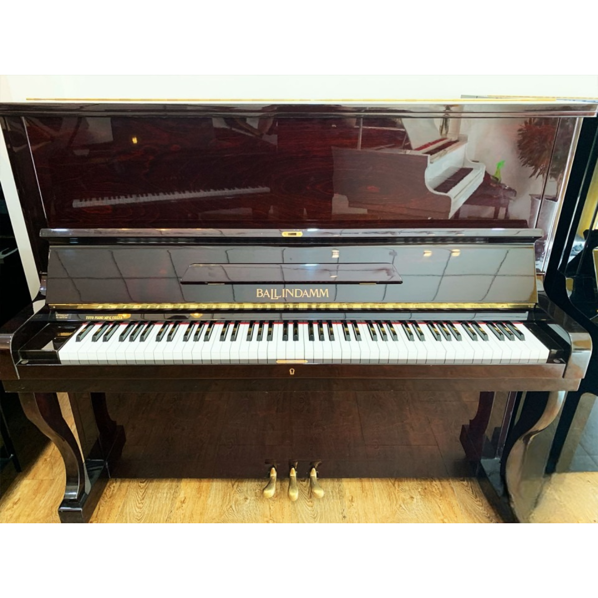 Đàn Piano Cơ Upright Ballindamm B130