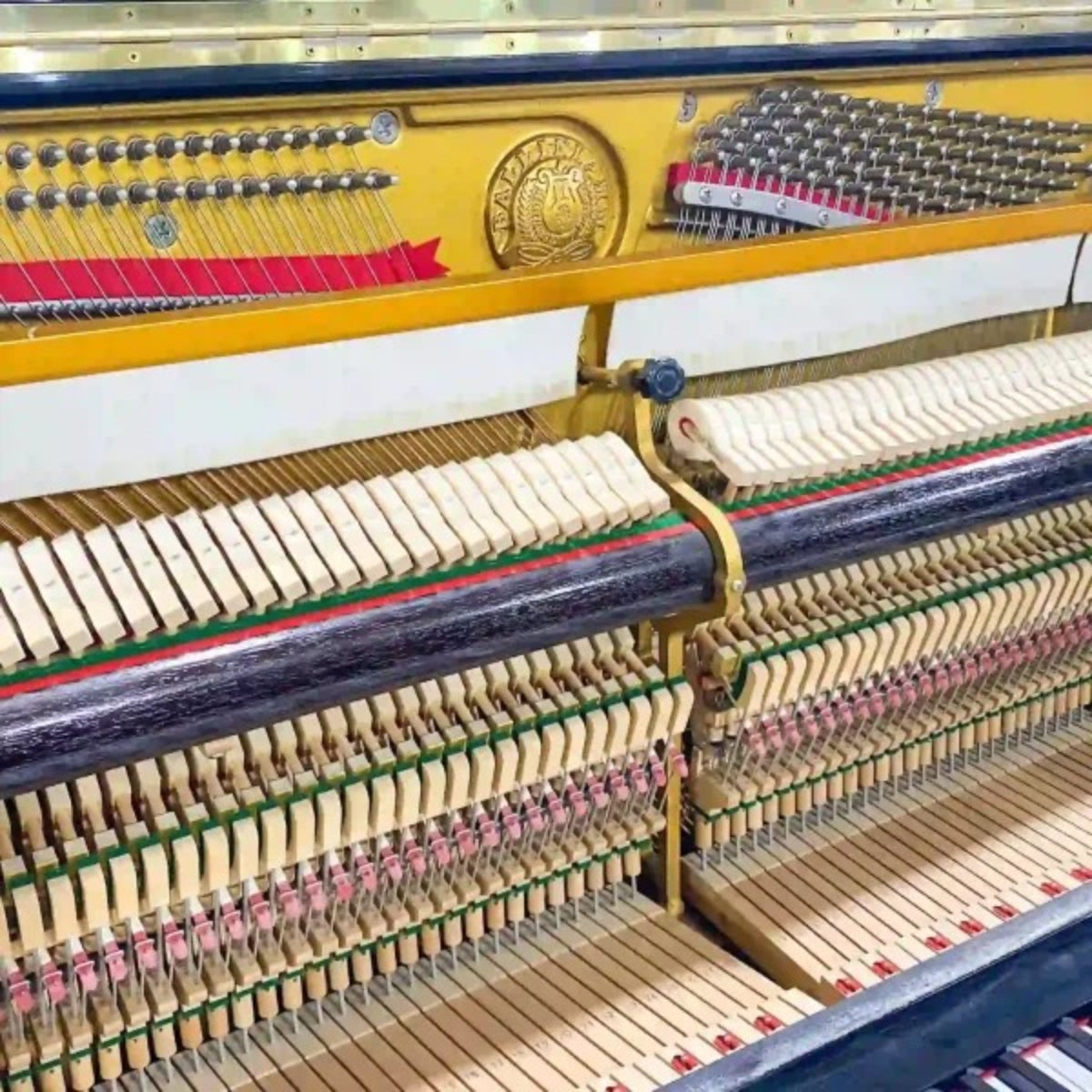 Đàn Piano Cơ Upright Ballindamm BU10