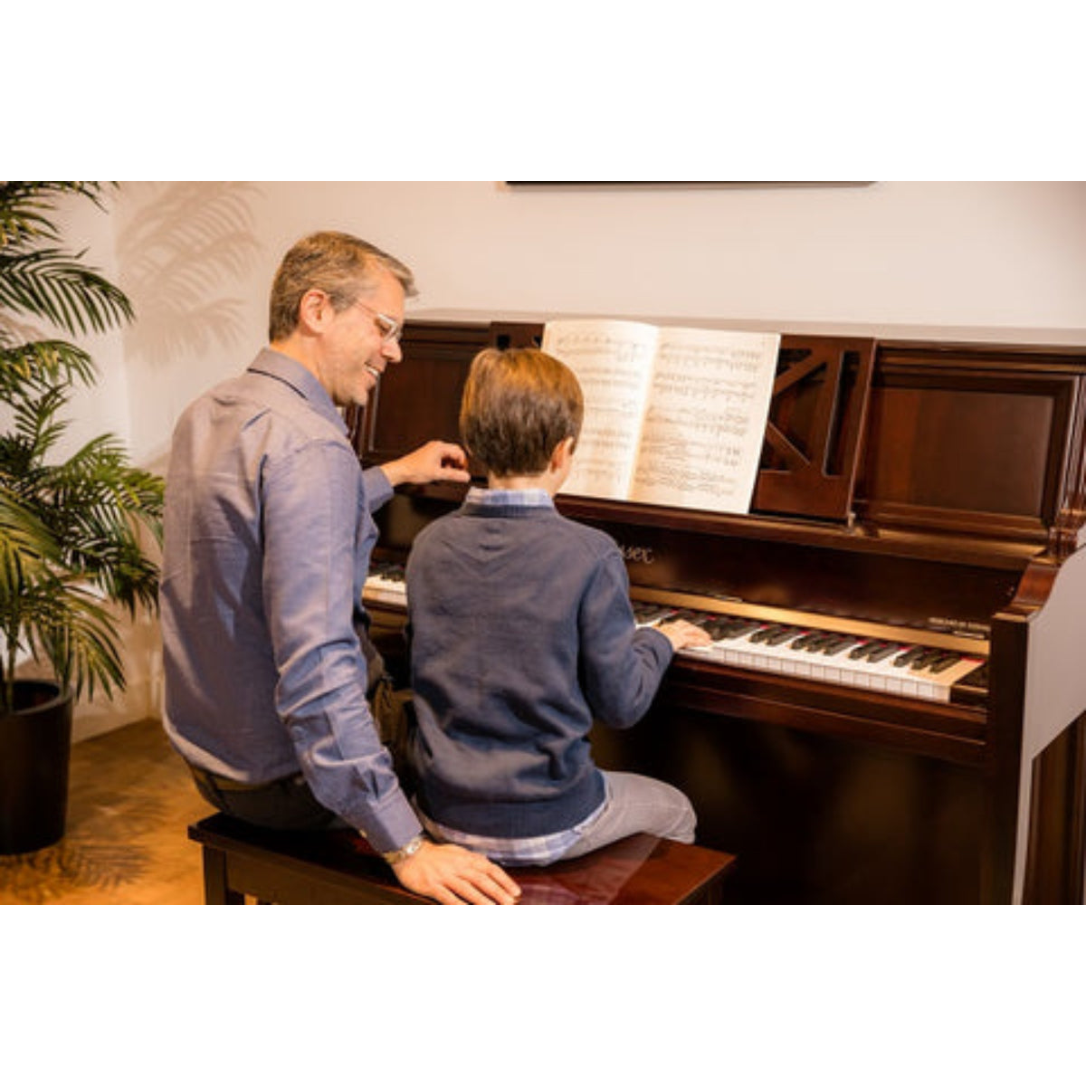 Đàn Piano Cơ Upright Essex EUP116FF