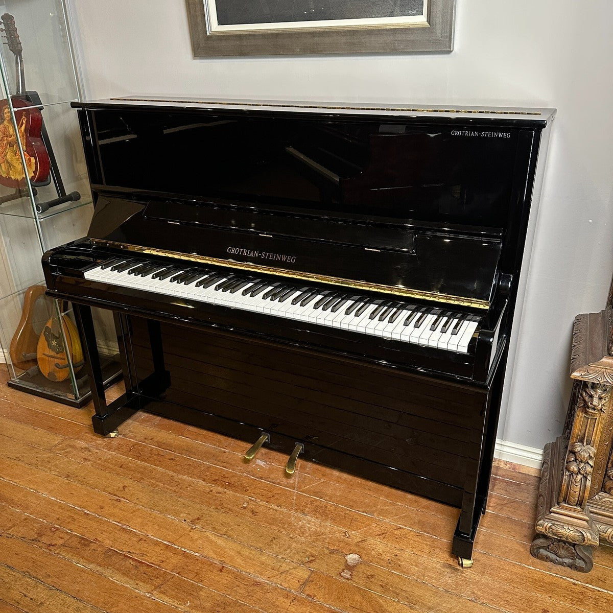 Đàn Piano Cơ Upright Grotrian G124