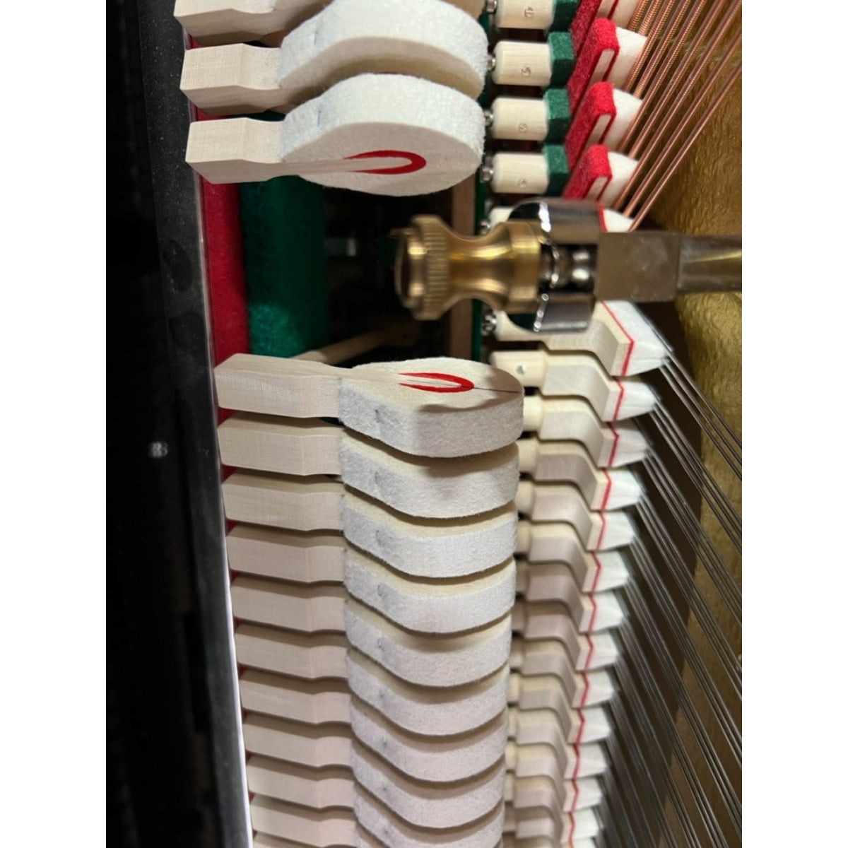 Đàn Piano Cơ Upright Grotrian G132