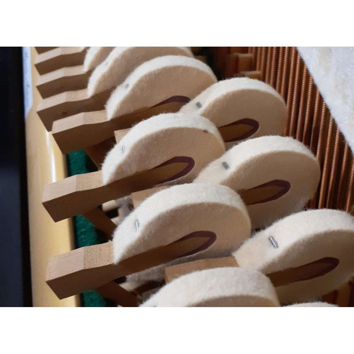 Đàn Piano Cơ Upright Kawai K70