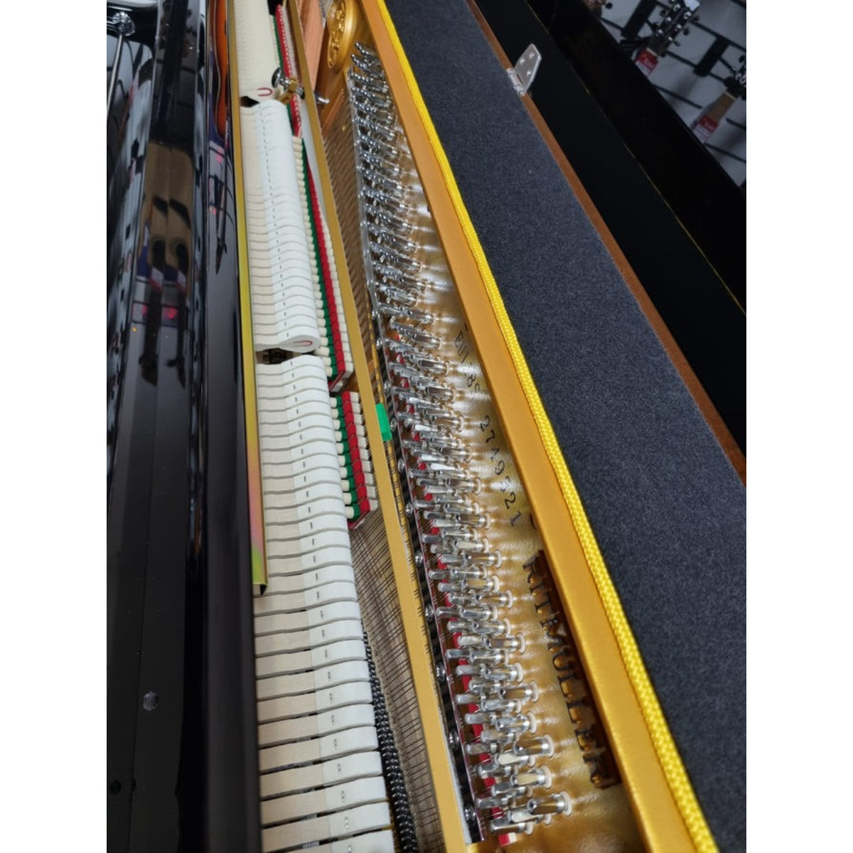 Đàn Piano Cơ Upright Ritmüller EU118S