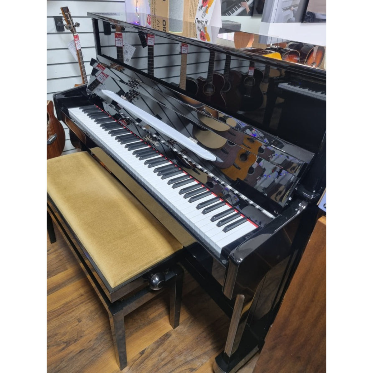 Đàn Piano Cơ Upright Ritmüller EU118S