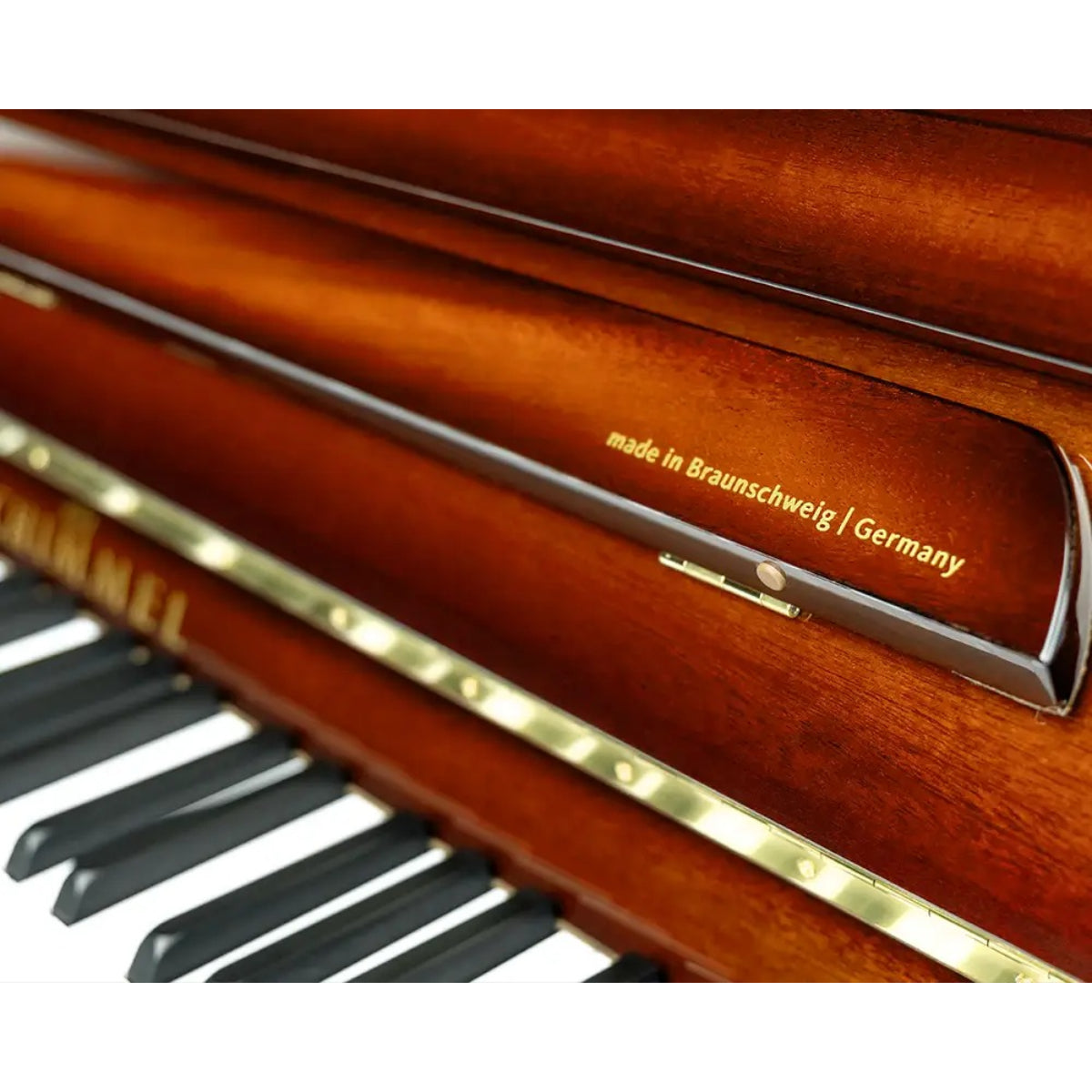 Đàn Piano Cơ Upright Schimmel C121 Royal Intarsie Flora