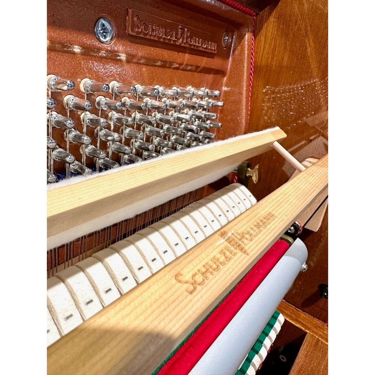 Đàn Piano Cơ Upright Schulze Pollmann A125