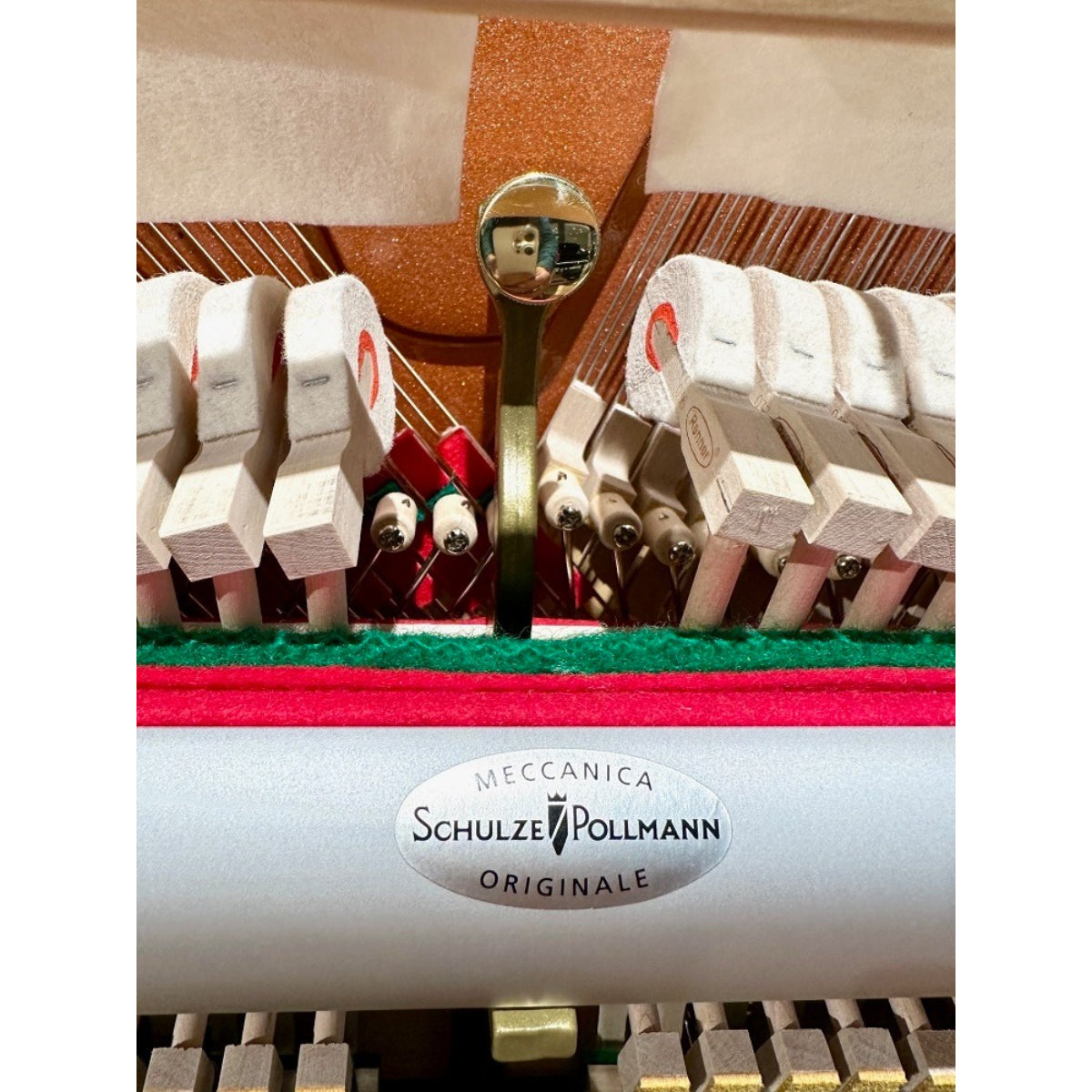 Đàn Piano Cơ Upright Schulze Pollmann A125