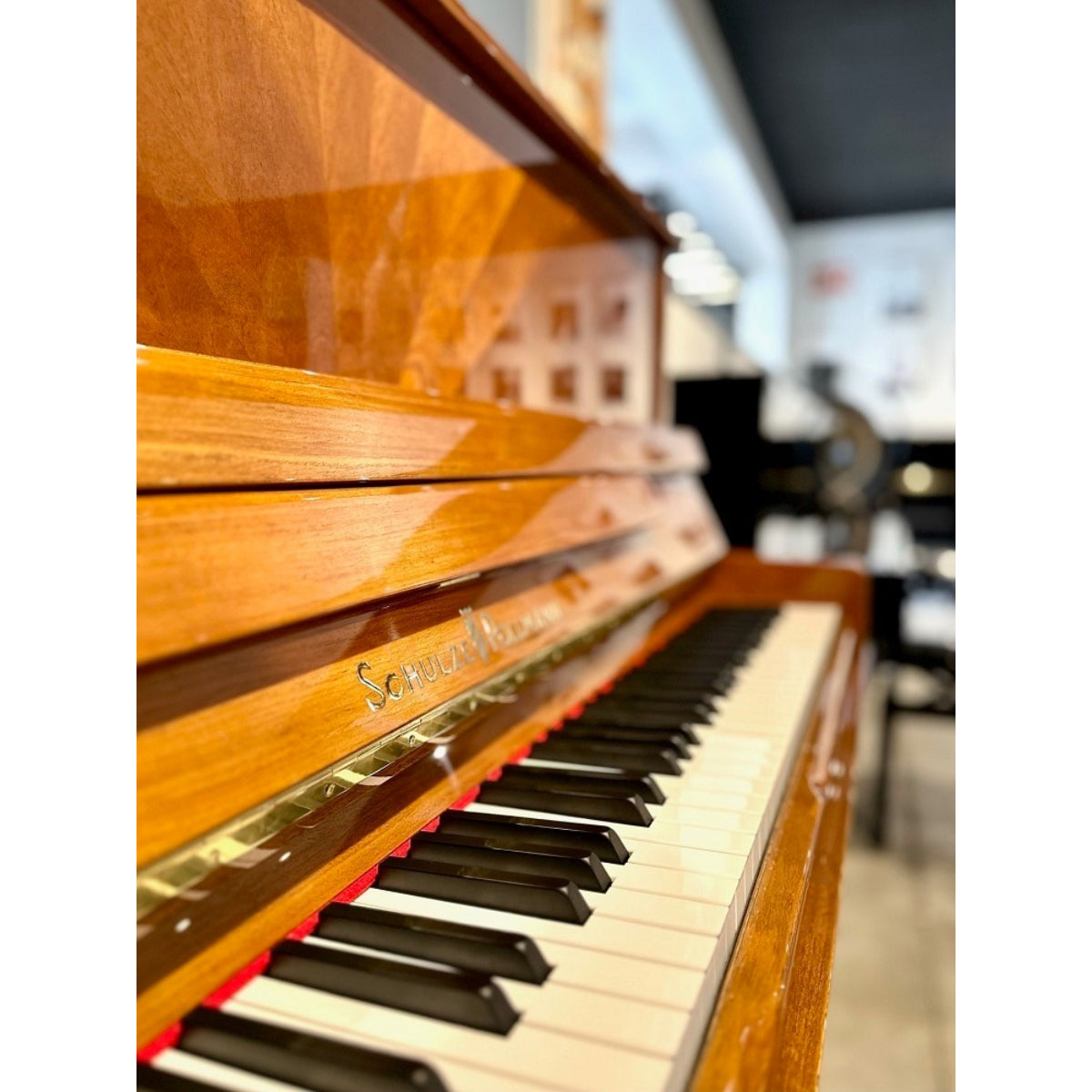 Đàn Piano Cơ Upright Schulze Pollmann A125