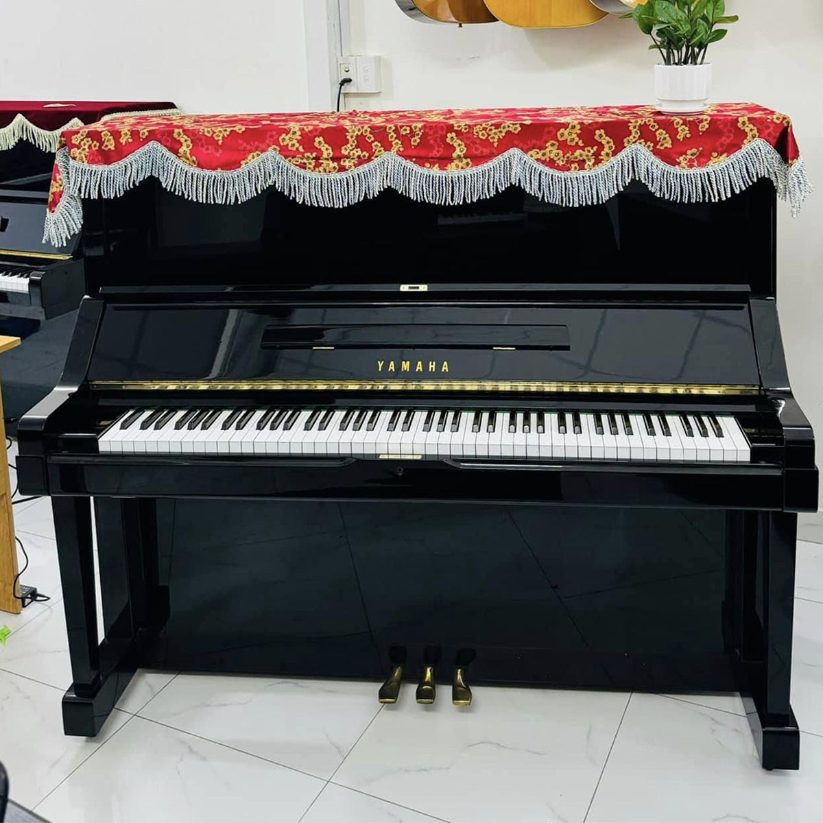 Đàn Piano Cơ Upright Yamaha UX - Qua Sử Dụng