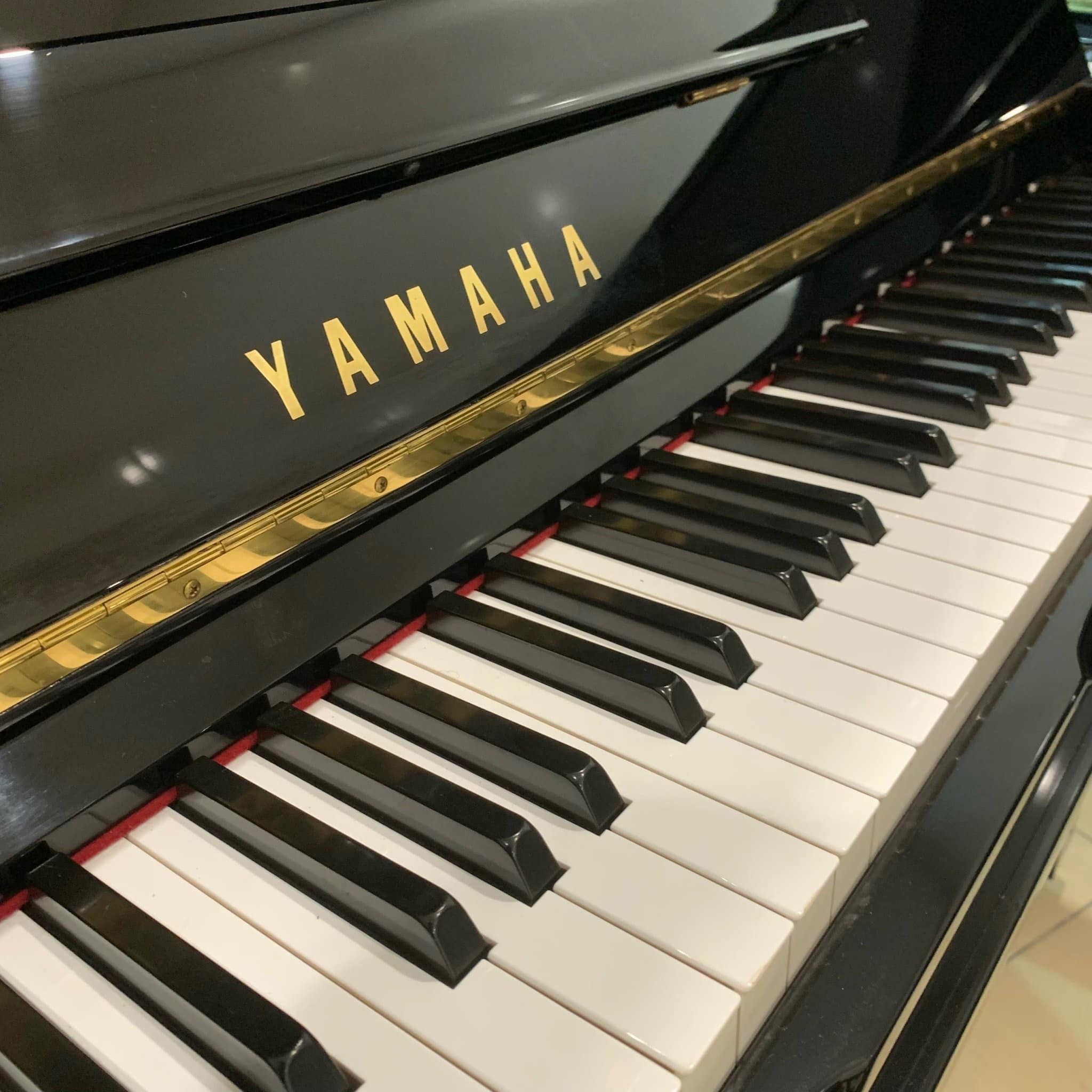 Đàn Piano Cơ Yamaha MX101 