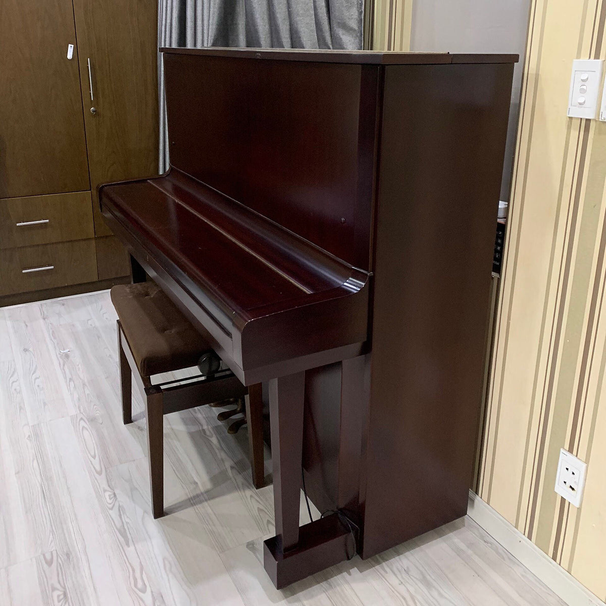 Đàn Piano Cơ Yamaha U5A