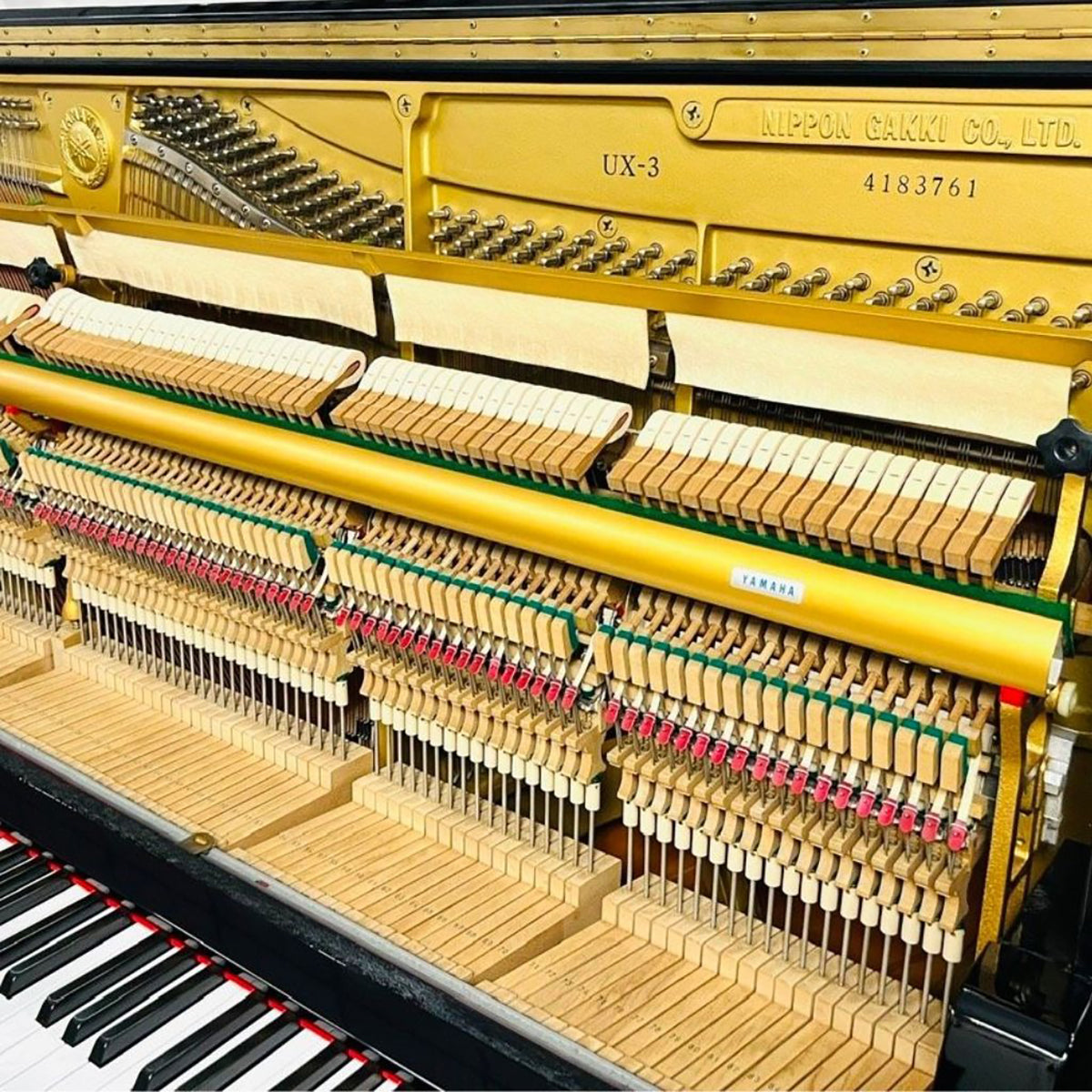 Đàn Piano Cơ Yamaha UX3