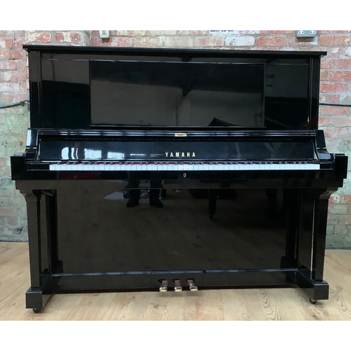 Đàn Piano Cơ Yamaha UX5