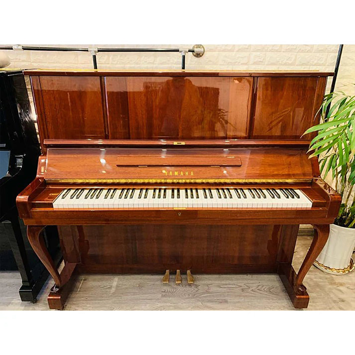 Đàn Piano Cơ Yamaha W106