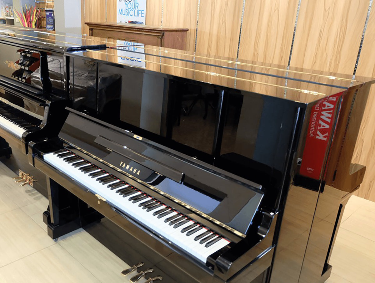 Đàn Piano Cơ Yamaha YUX 