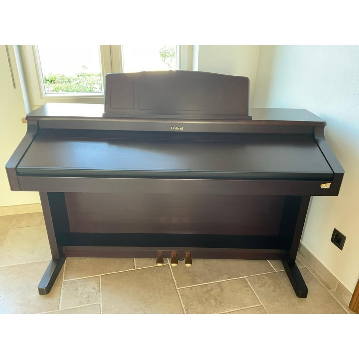 Đàn Piano Điện Roland KR577