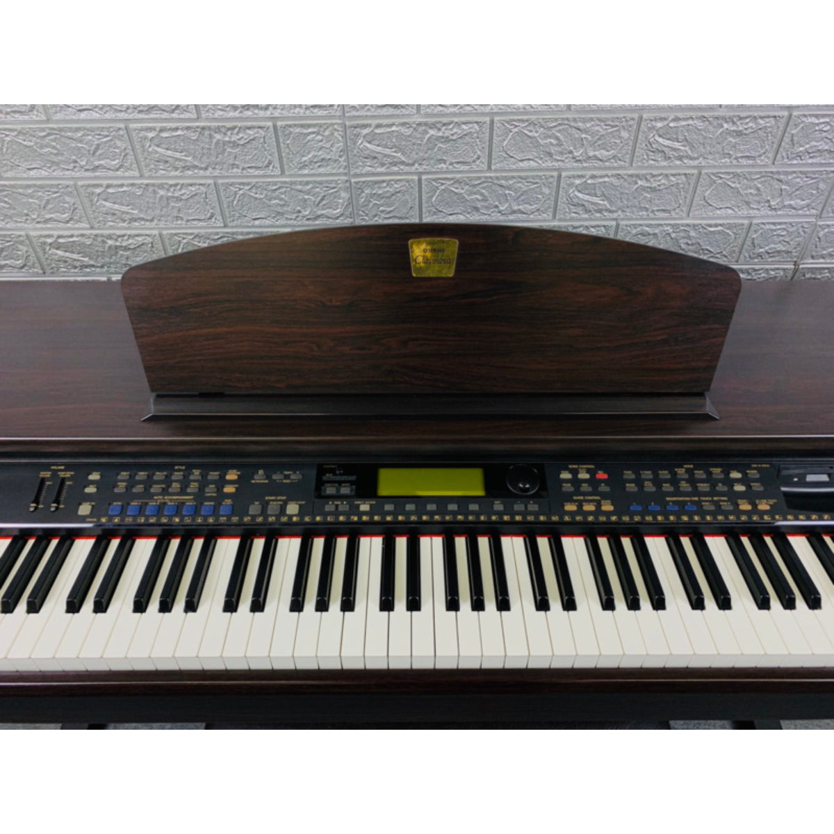 Đàn Piano Điện Yamaha CVP201