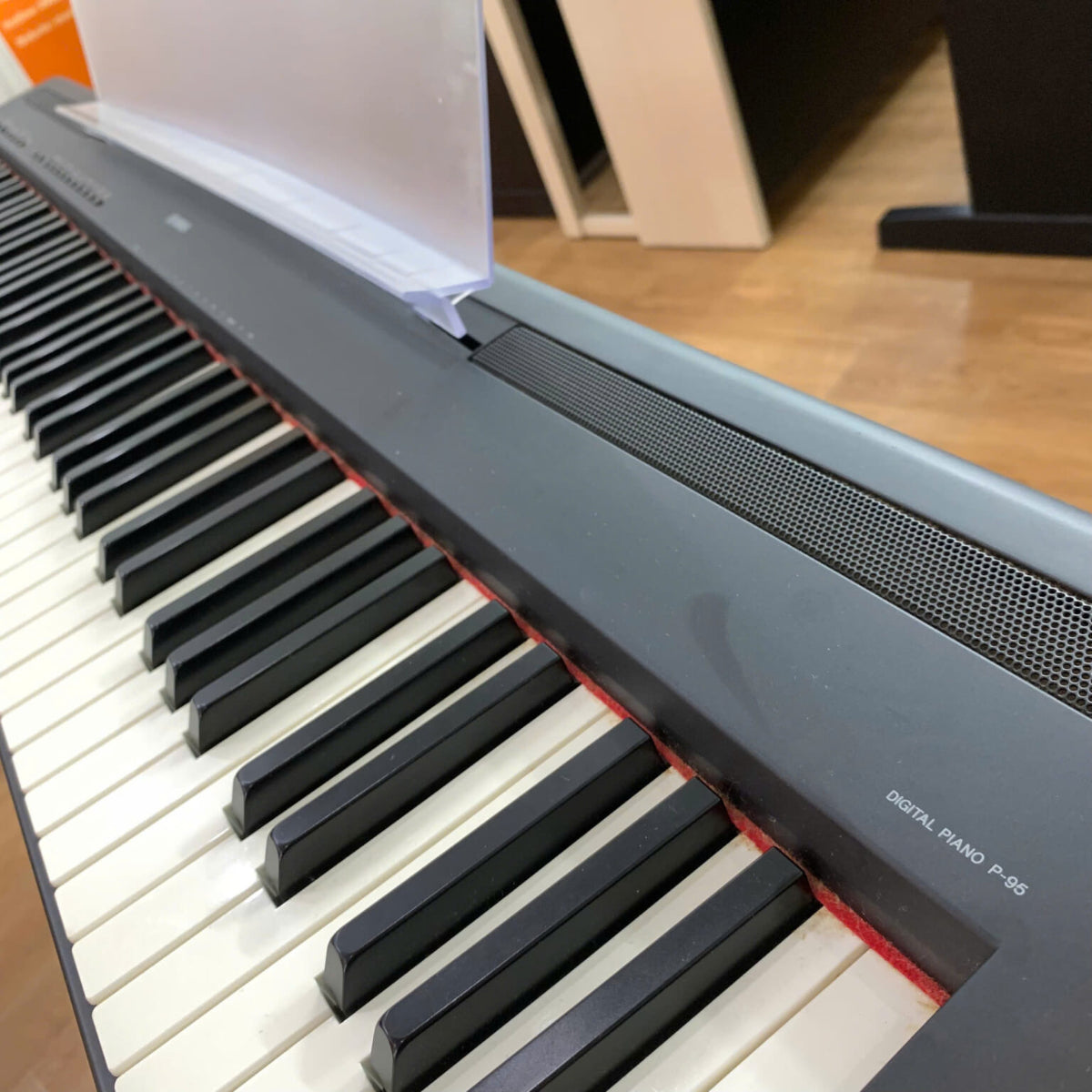 Đàn Piano Điện Yamaha P95