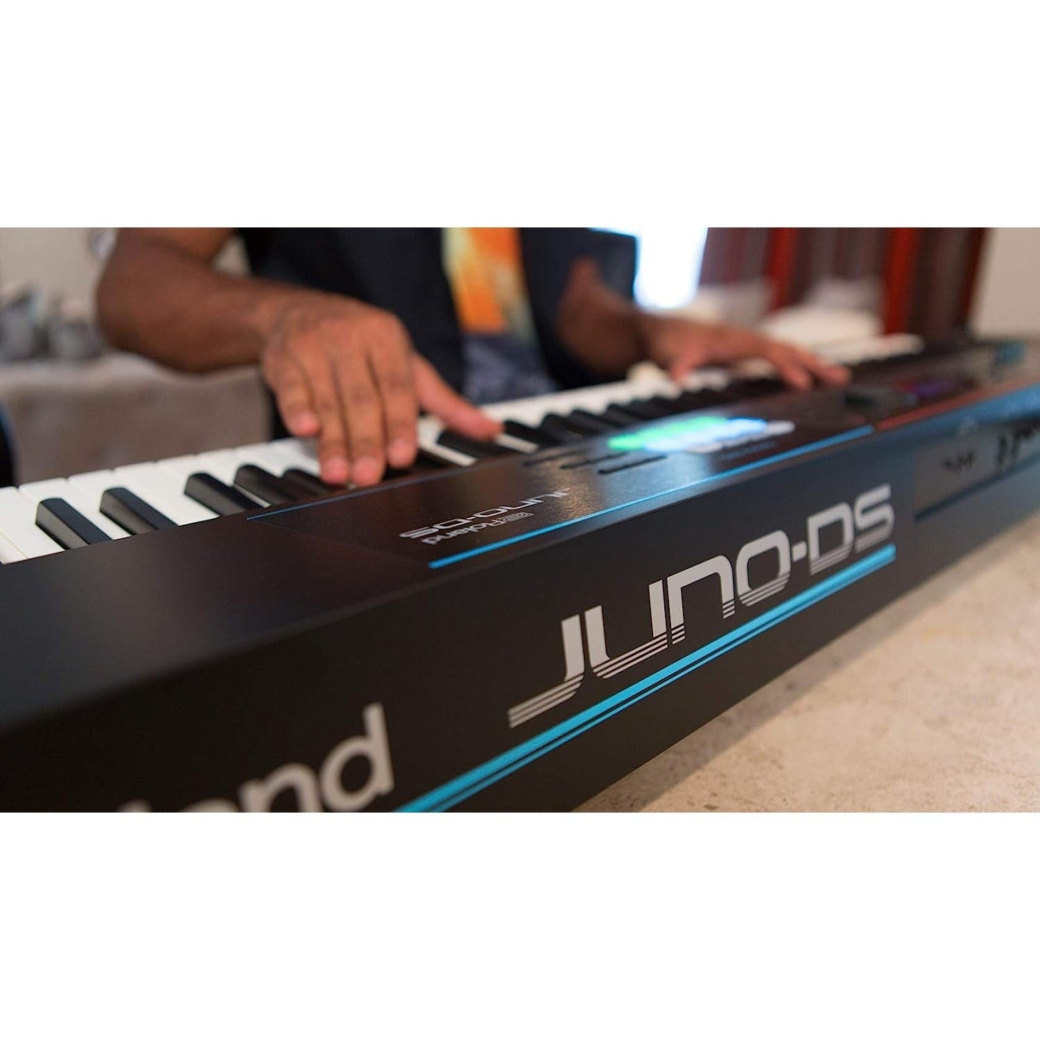 Đàn Synthesizer Roland JUNO DS88