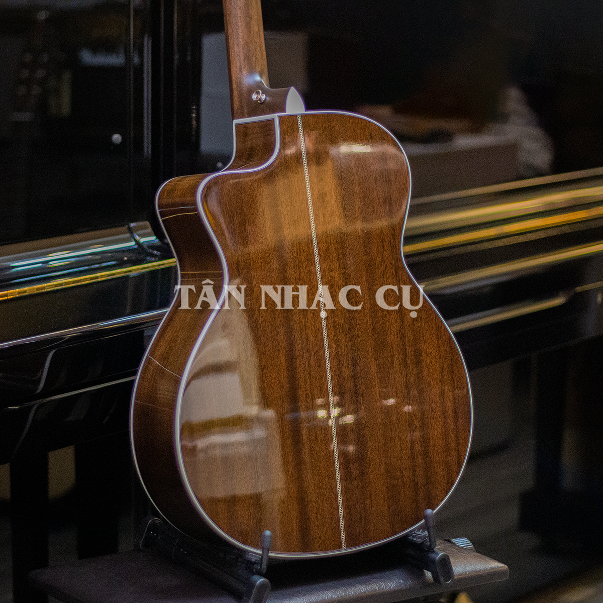 Đàn Guitar Saga A1GC Pro Acoustic