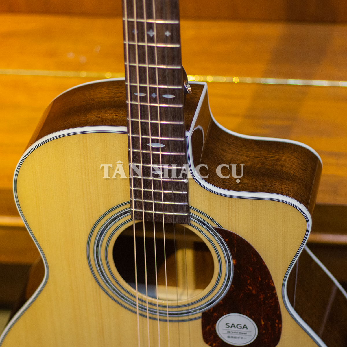 Đàn Guitar Saga A1GC Pro Acoustic