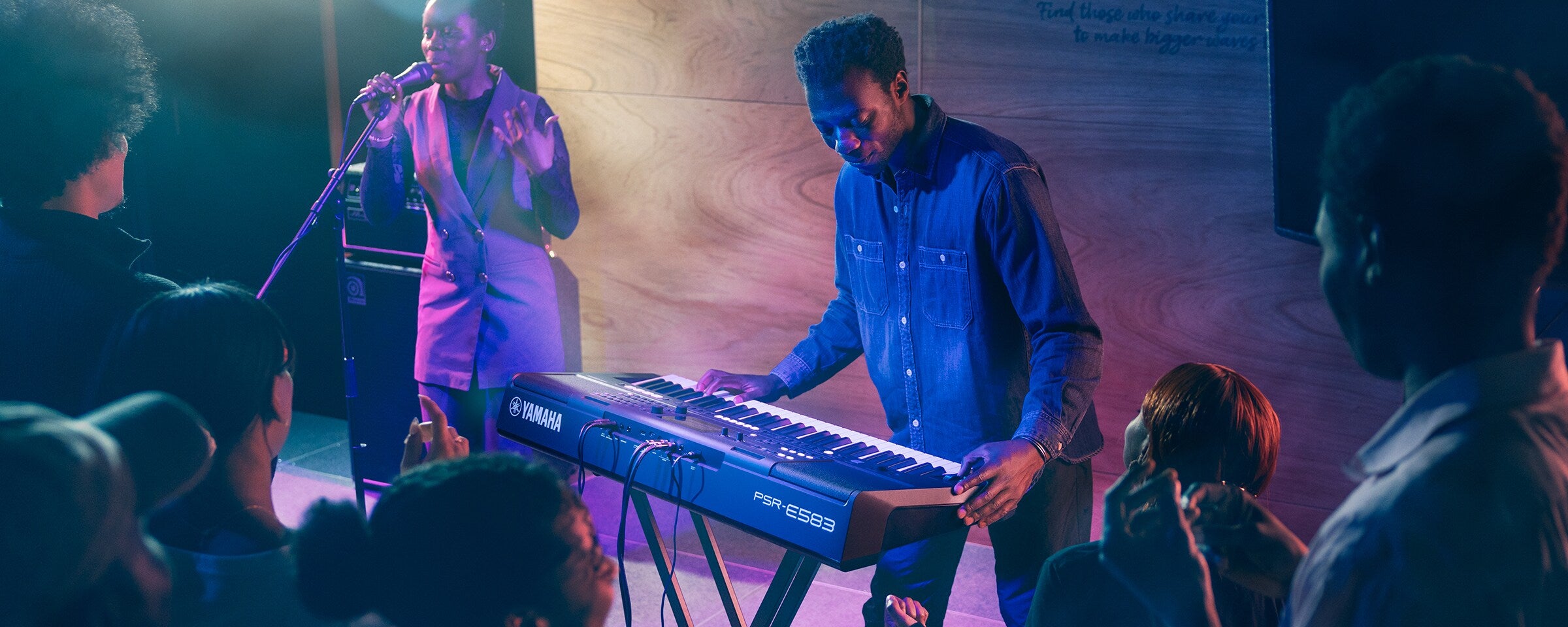 Đàn Organ Yamaha PSR E583