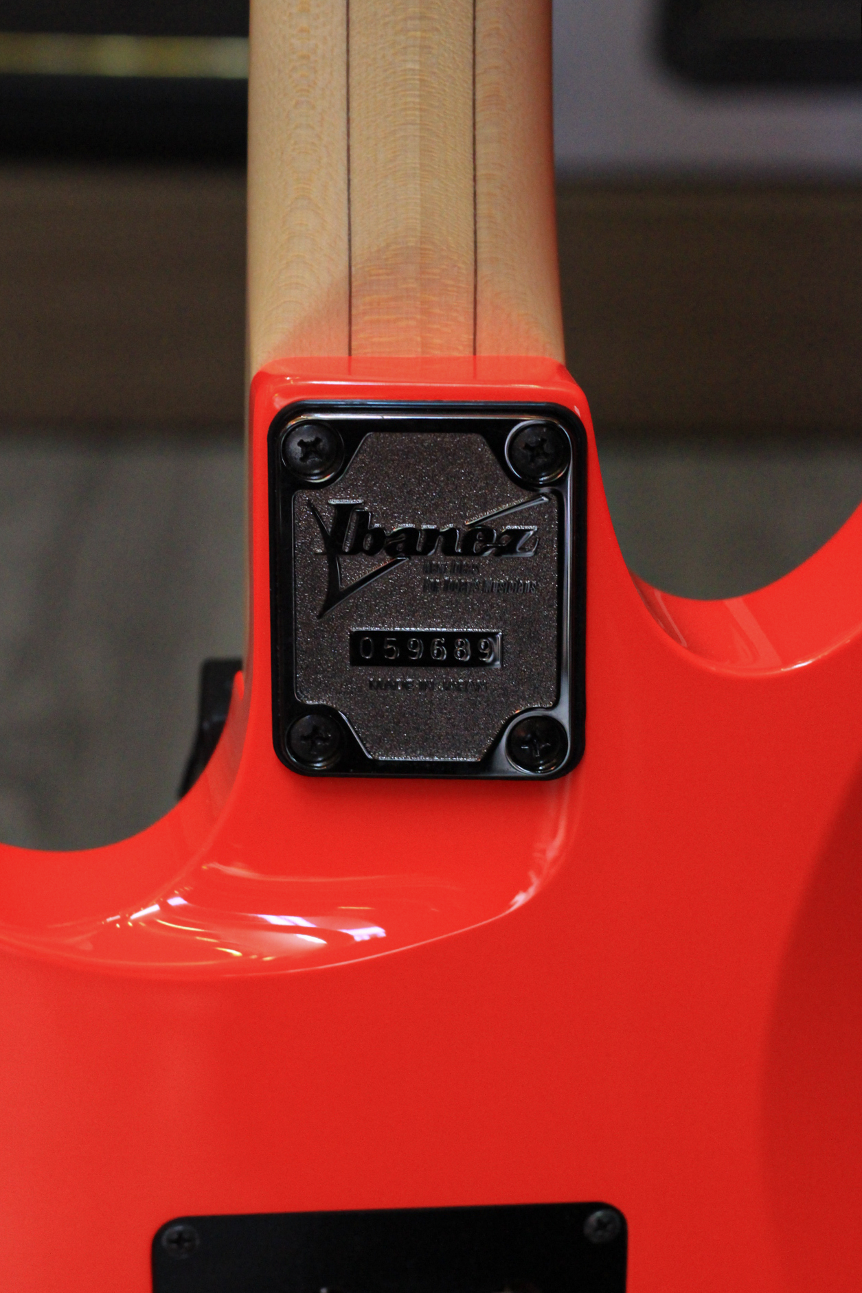 Đàn Guitar Điện Ibanez Genesis RG550, Road Flare Red