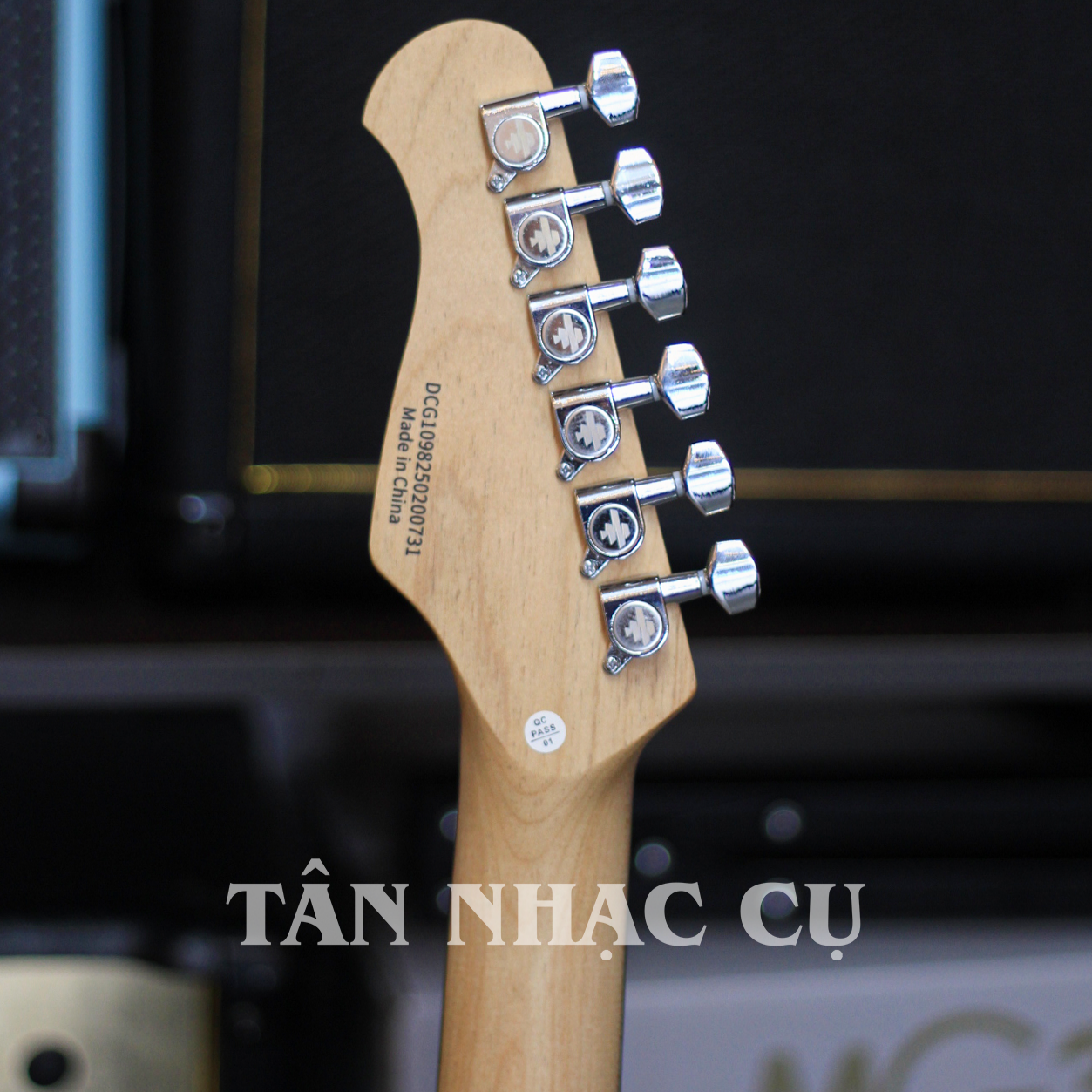 Đàn Guitar Điện Donner DST100 HSS Purpleheart Fingerboard