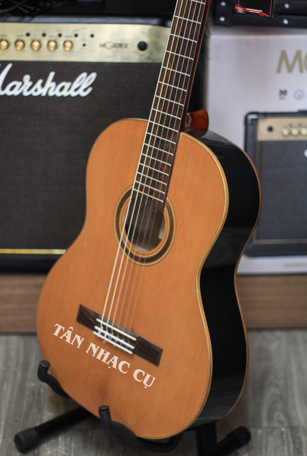 Đàn Guitar Classic Admira Virtuoso