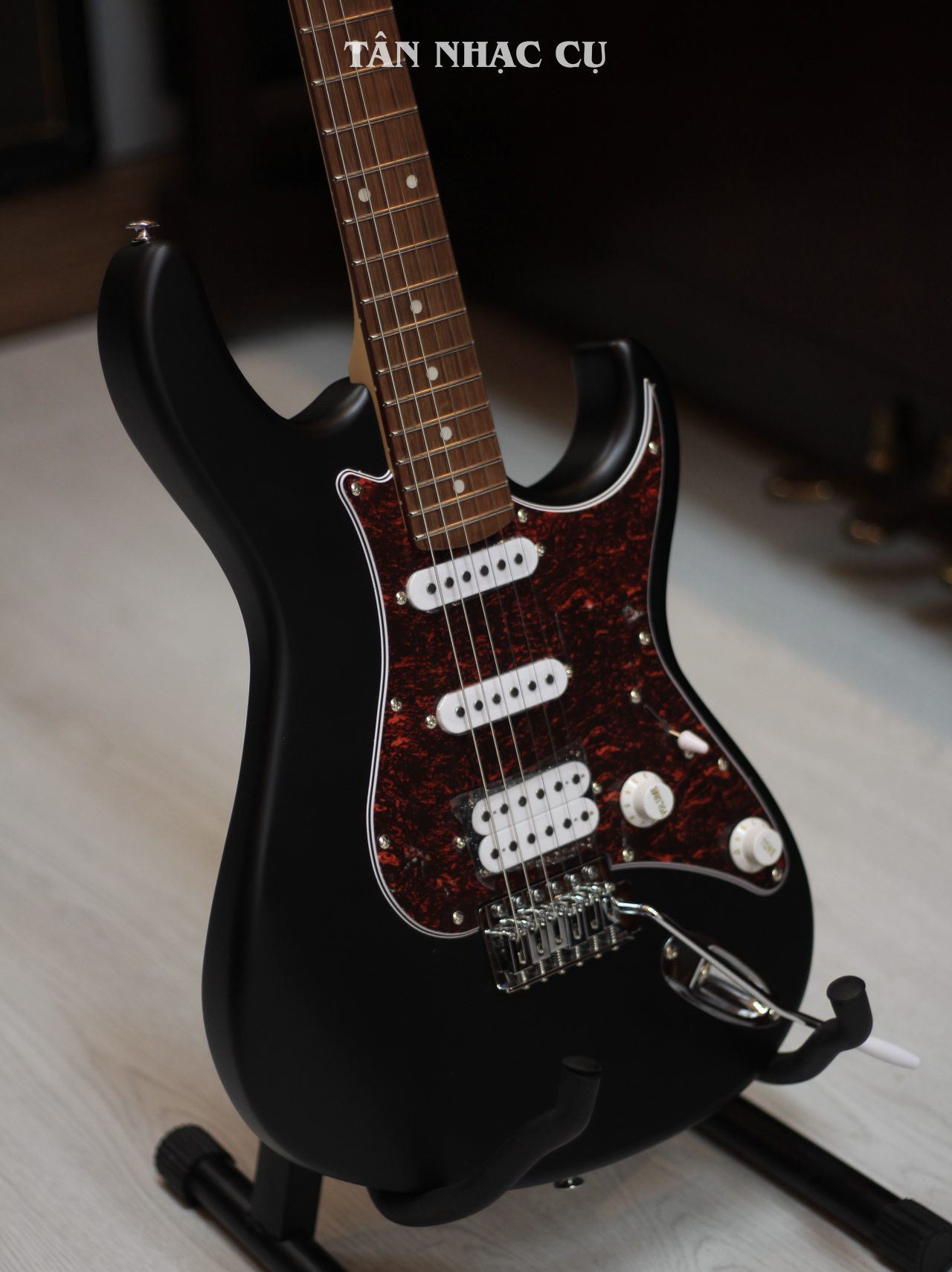 Đàn Guitar Điện Cort G Series G110 HSS Electric Guitar, Jatoba Fingerboard, Open Pore Black