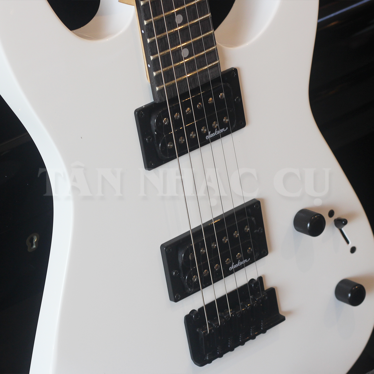 Đàn Guitar Điện Jackson Dinky JS11 HH Electric Guitar, Amaranth Fingerboard, Gloss White #2910121576