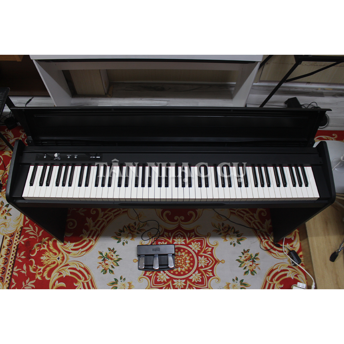 Đàn Piano Điện Korg LP180