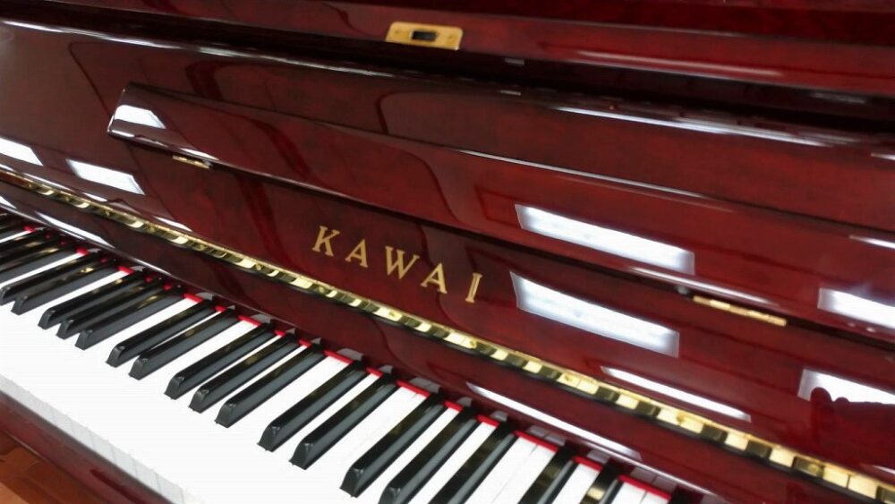 Đàn Piano Cơ Upright Kawai BL61