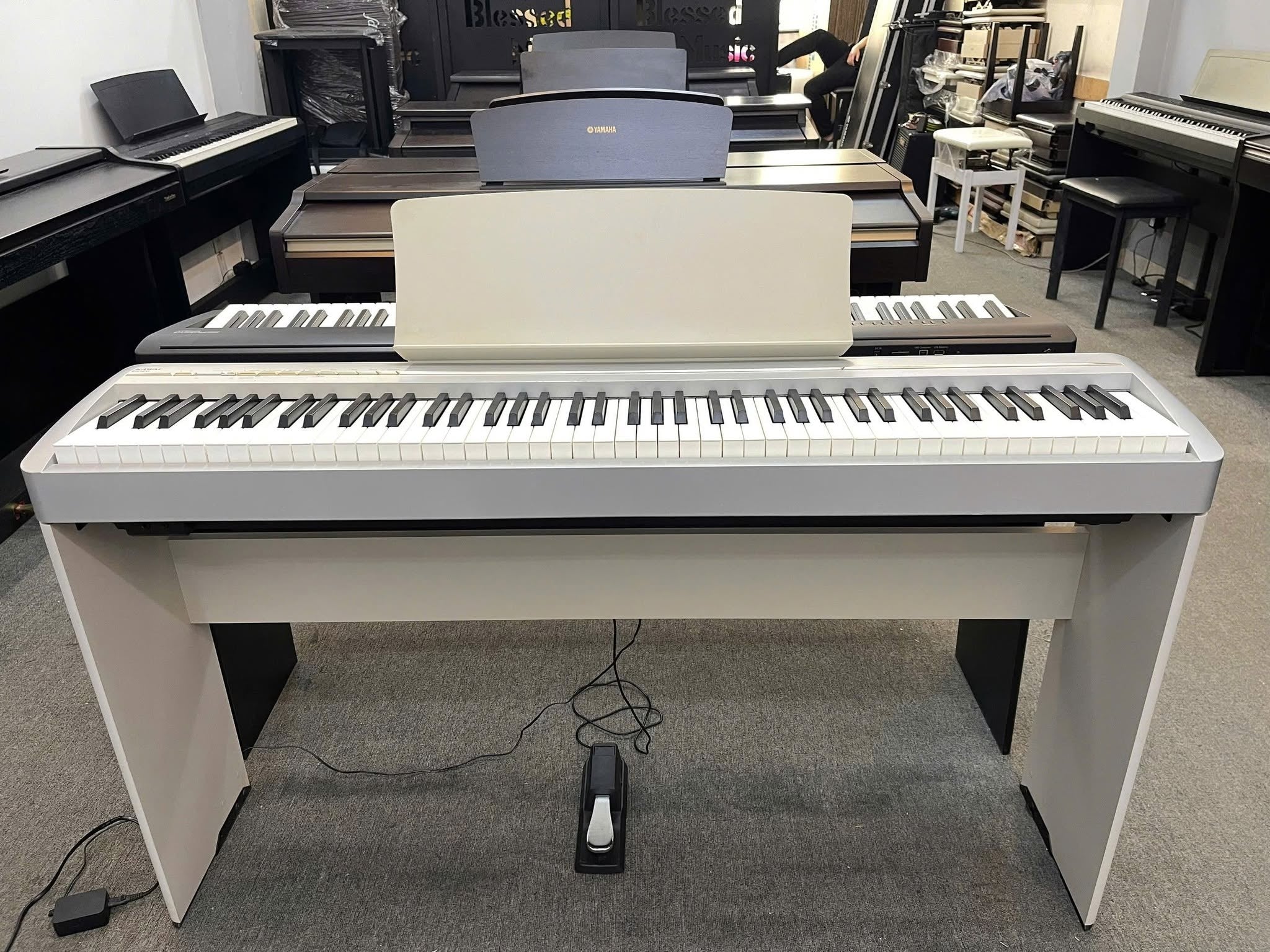 Đàn Piano Điện Kawai ES120